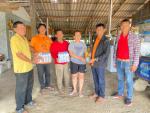 มอบของให้กำลังใจผู้ประสพพายุวาตภัยในพื้นที่ตำบลหนองขาม
